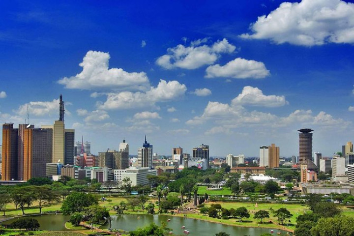 Seven Days Safari -…