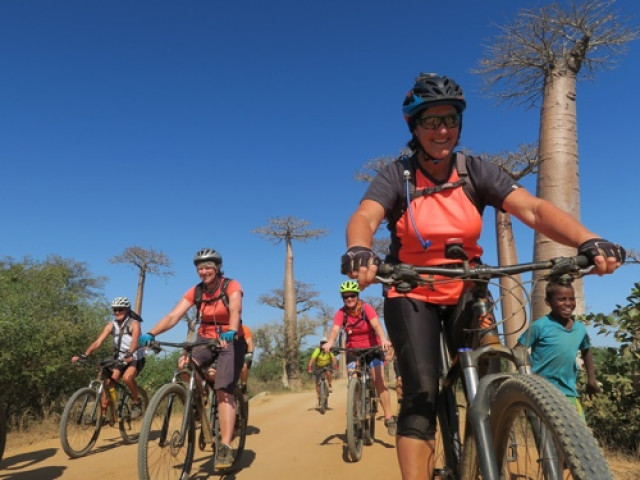 CYCLING TOUR - 13 days…